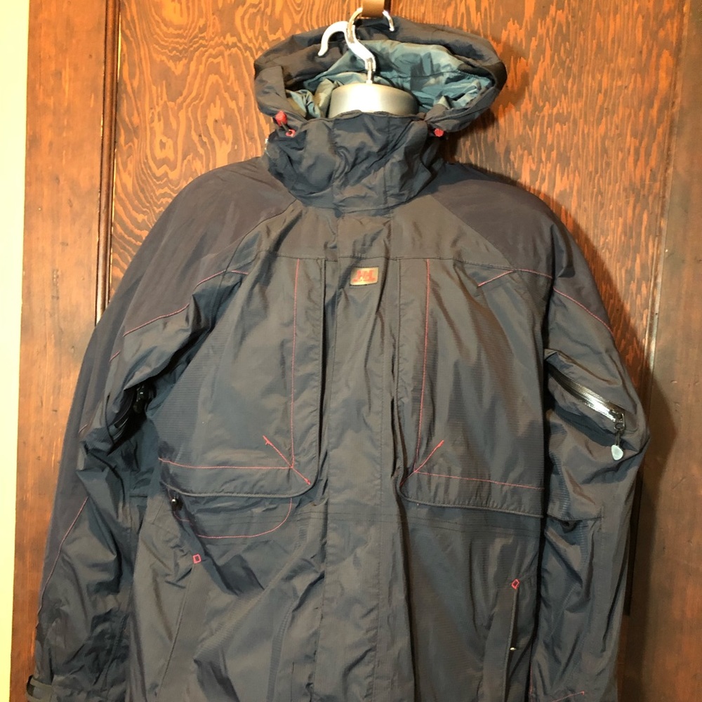HELLY HANSEN HELLYTECH WATERPROOF COAT SIZE M